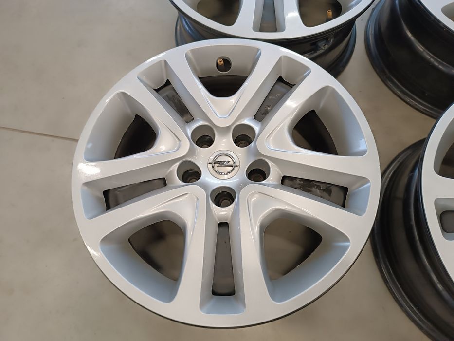 Jante Otel Structurate 5x105 R16 Opel Astra K