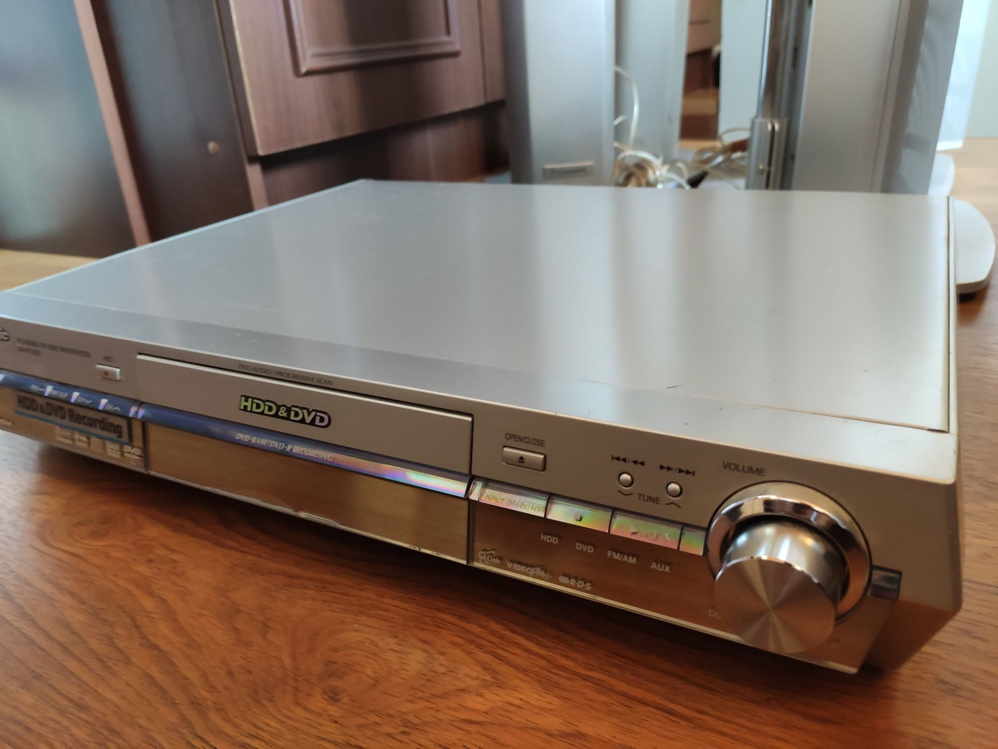 Система за домашно кино с DVD Philips 5.1 (за части)