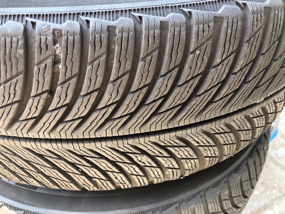 Зимни гуми Мишлен  Пилот и джанти 235/65R176
