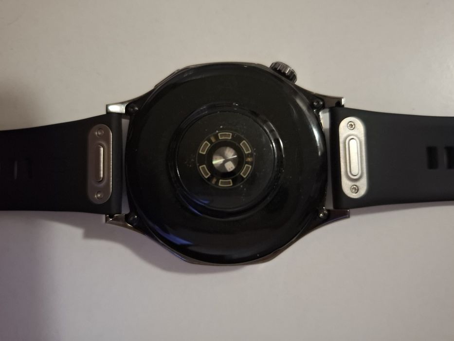 Продавам нов HUAWEI GT5.