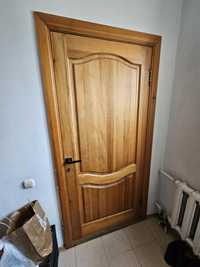 Продам двери межкомнатные деревянные б/у в хорошем состоянии