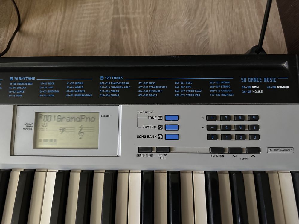 Синтезатор Casio CTK-1550