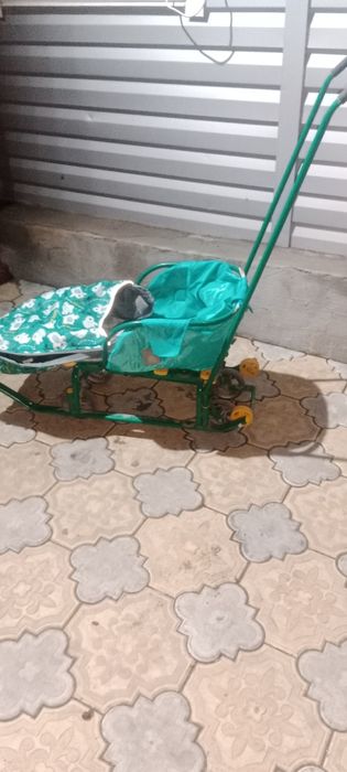 Продам санки, в хорошем состоянии