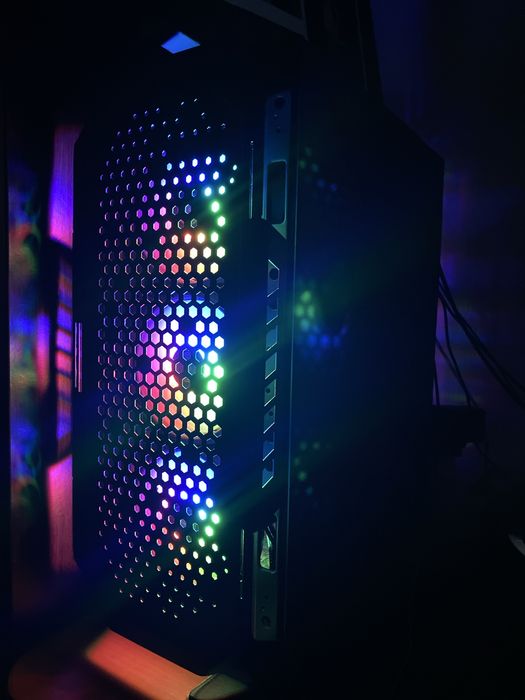 Vand pc gaming (usor negociabil)