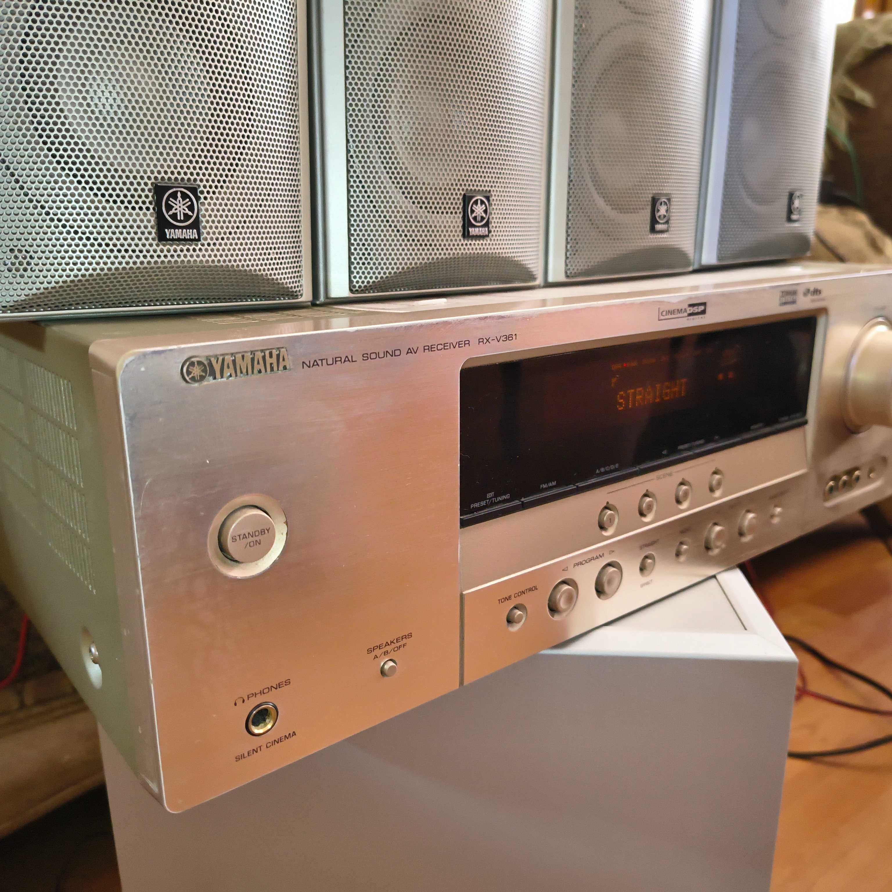 Ресивер Yamaha RX-V361 /в отличном состоянии.