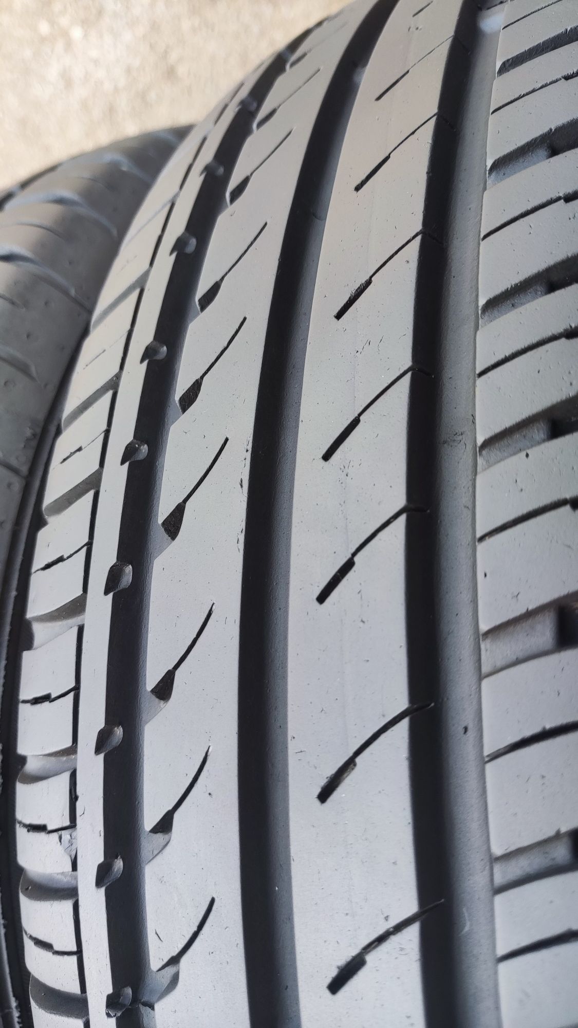 2бр. летни гуми 195/65/15 Continental 
dot 21
8.6mm грайфер
Добро съст
