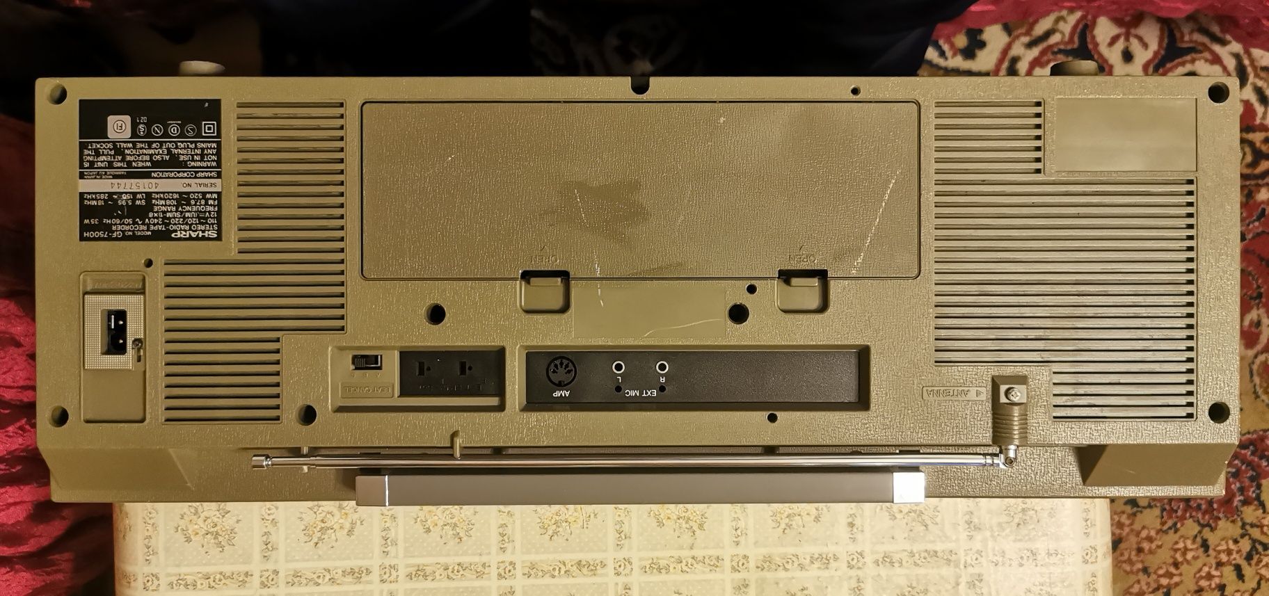 SHARP GF-7500 (радиокасетофон касетофон радио касетофон)