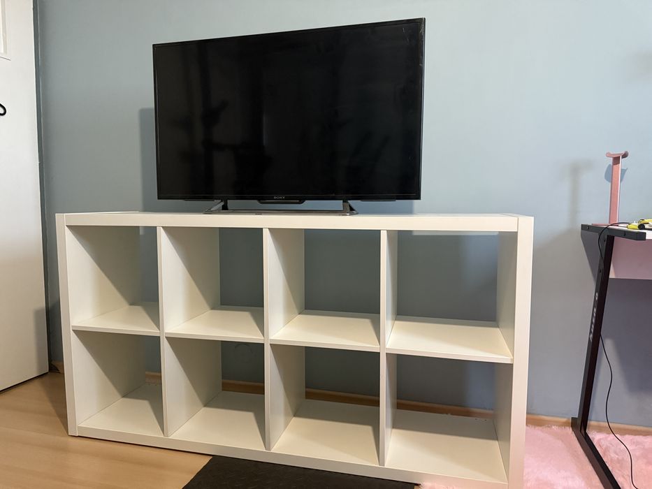 ТВ шкаф / етажерка IKEA KALLAX – 8 отделения