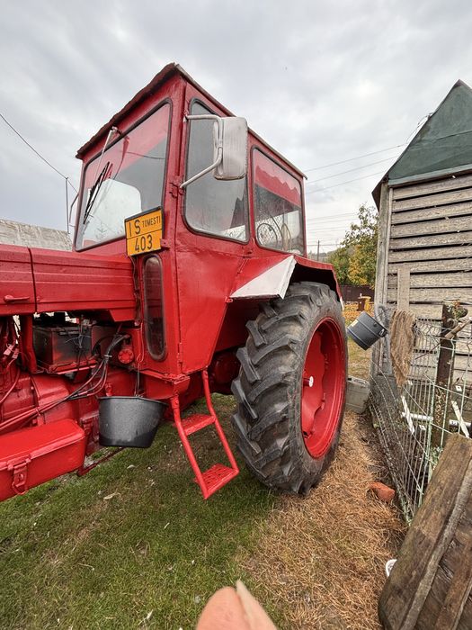 Tractor u650 + cositoare