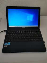 Laptop Asus E200H