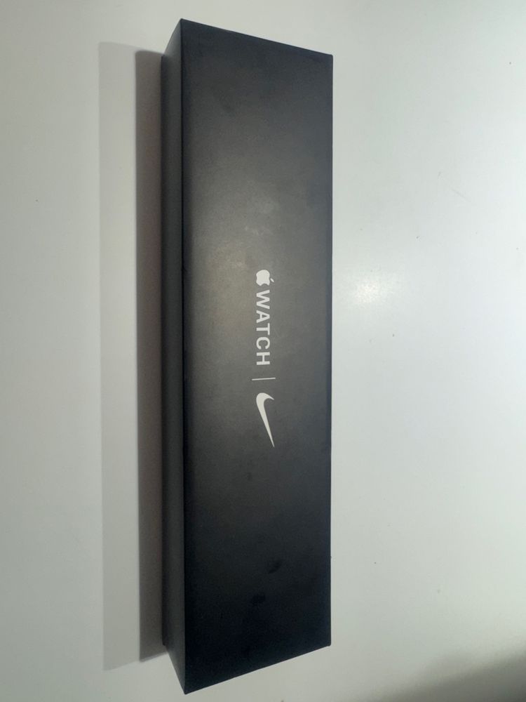 Apple watch series 7 nike