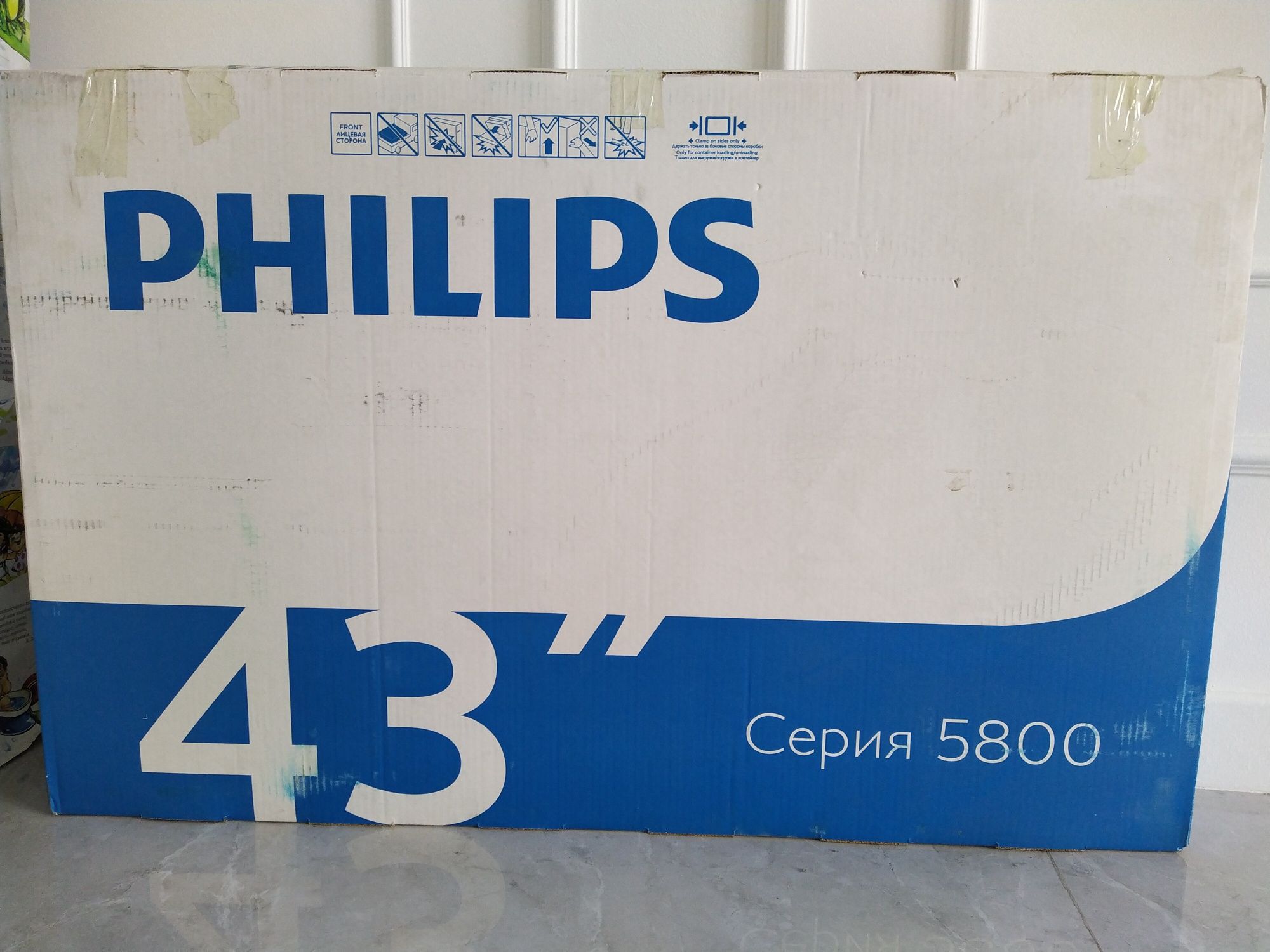 Продам срочно телевизор Philips 43"