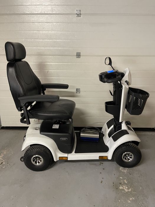 Carucior scuter Pride persoane dizabilitati handicap batrani