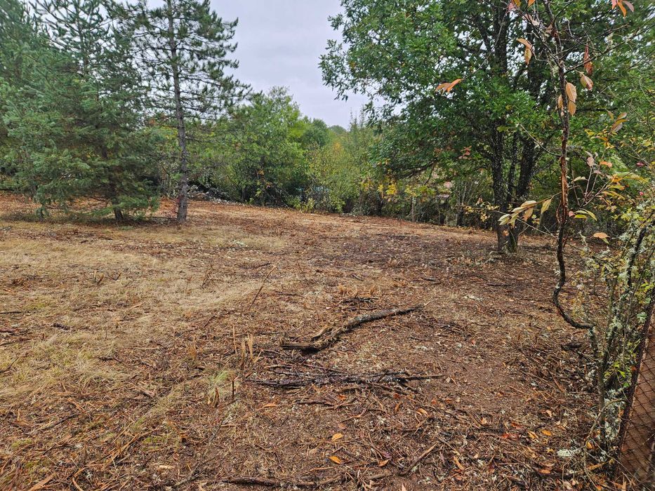 Продава ВИЛА в с.Егълница ,обл.Перник