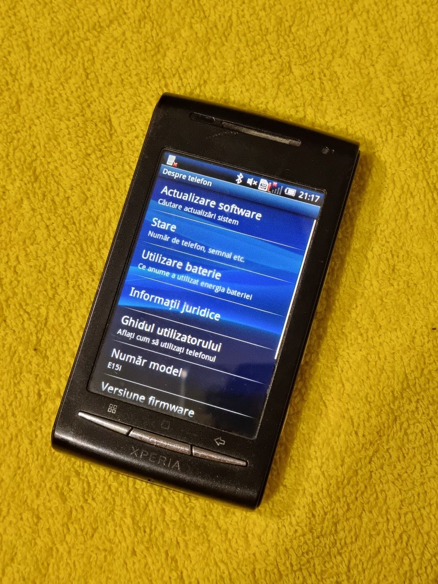 Telefon cu touchscreen Xperia 8
