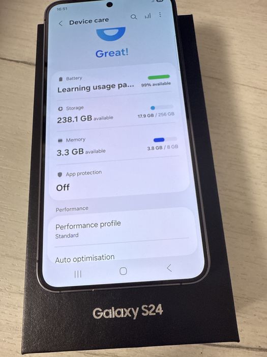 Samsung S24 256Gb ca Nou 18 cicluri incarcate