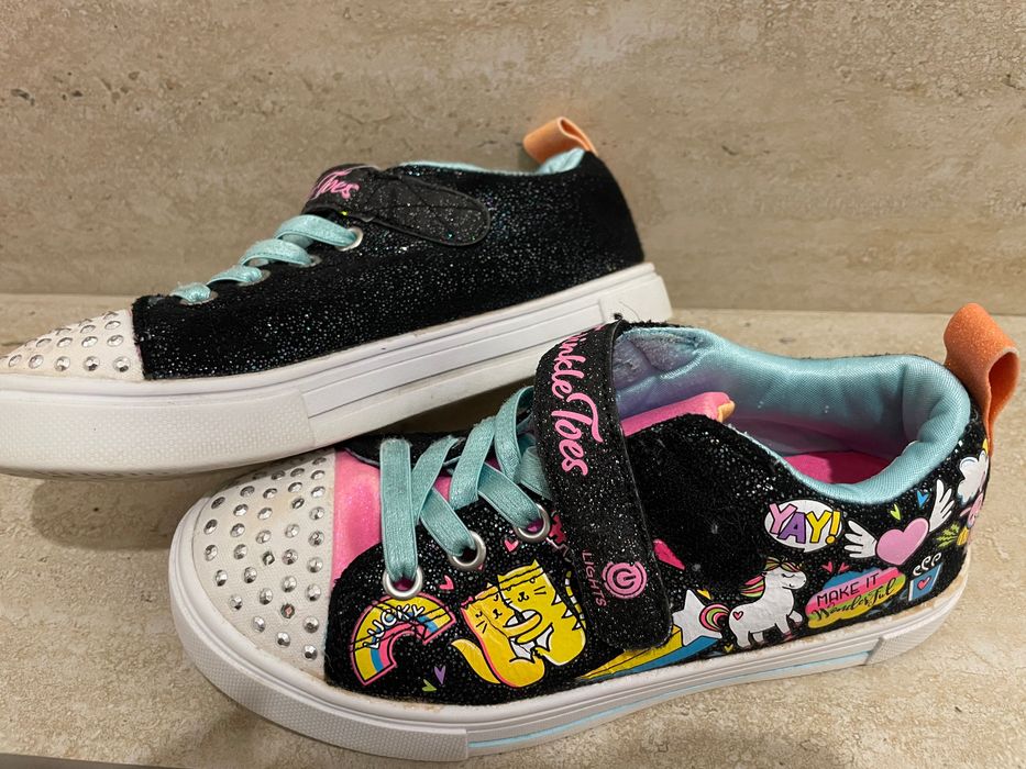 Сникерси Skechers