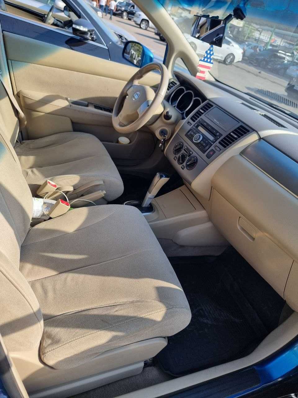 Nissan Tiida 2008 yil