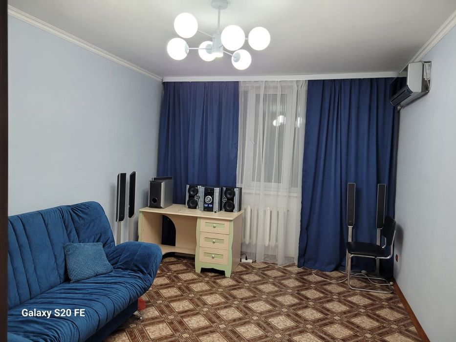 Сдам 2-комн.кв 5-микр на длительный срок