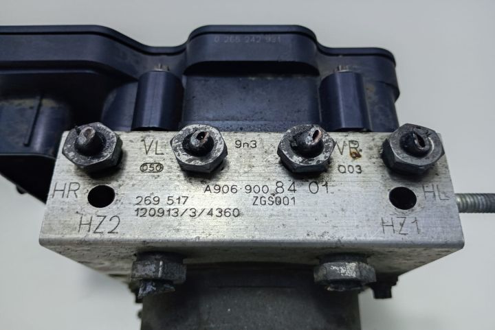 Pompa ABS A9069008401 Mercedes-Benz Sprinter a 2-a generatie 906
