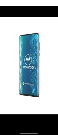 Vând Motorola Edge