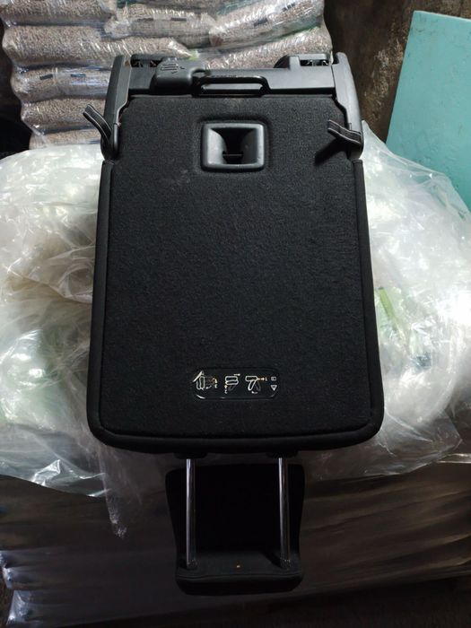 Допълнителна седалка за пежо 308 sw