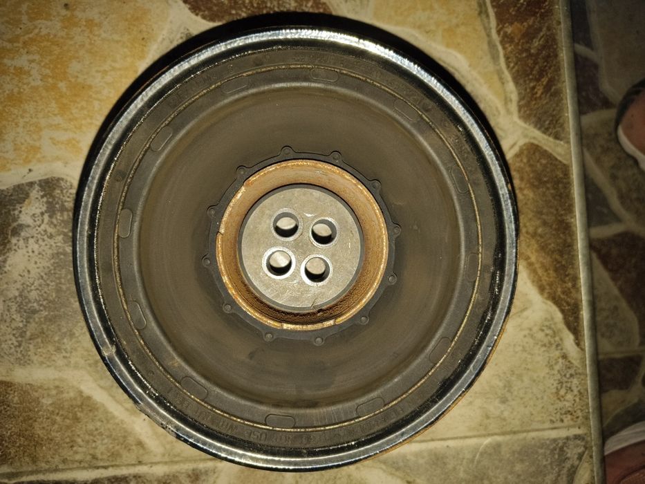 Fulie vibrochen / arbore BMW n47 seria 1 seria 3 seria 5 X1 X3 X4