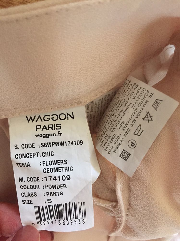 Pantaloni originali Vaggon M