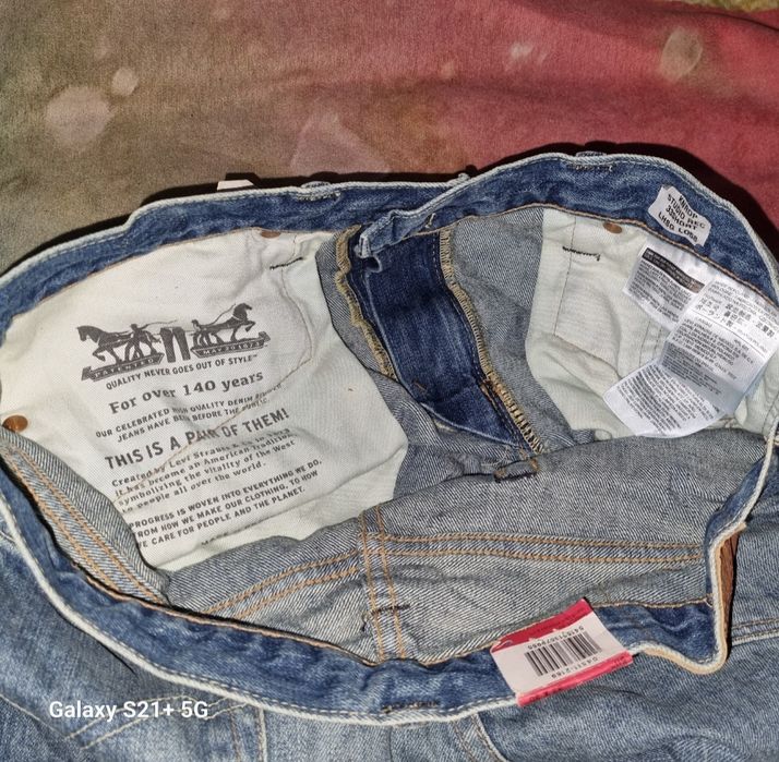 Vand blugi barbati (America)