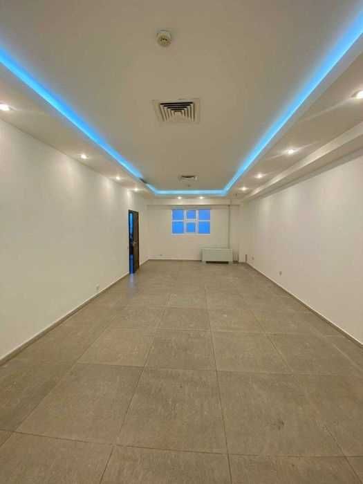 Сдаётся коммерческое помещение 200м², БЦ, 1 линия, Айбек, 24/7