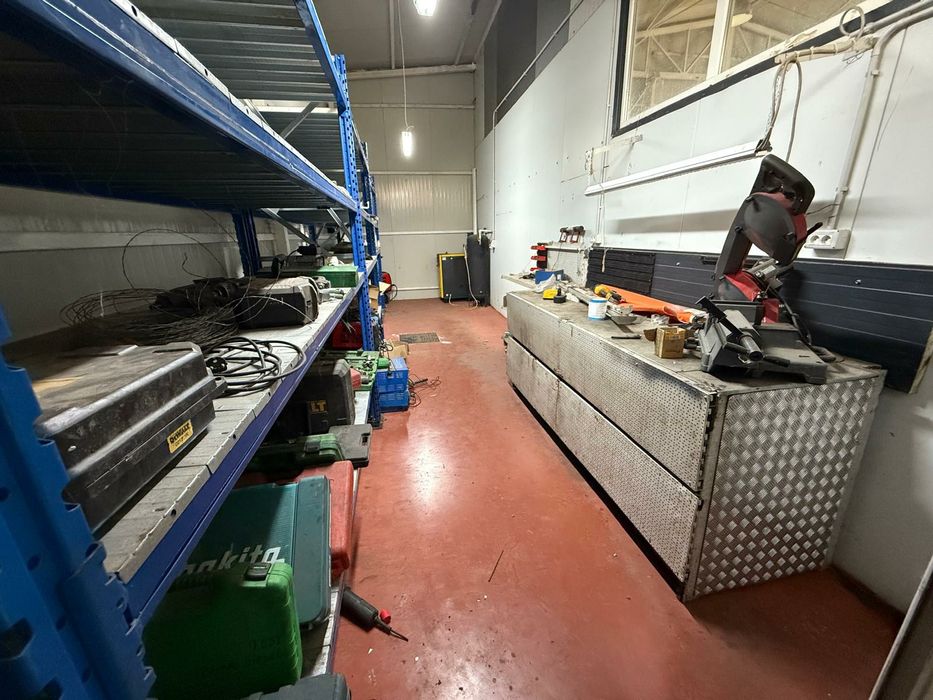 hala service auto /camioane