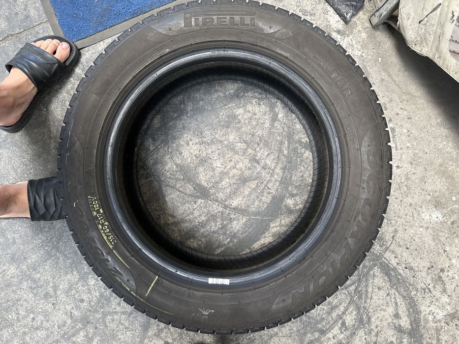 215/60/17 Pirelli M+S