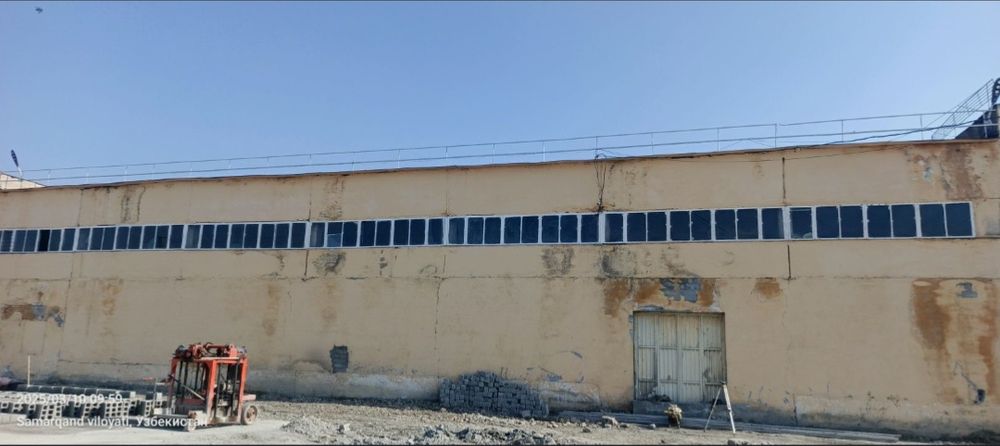 SROCHNA Sex sotiladi, sex tayyor ichida 5 tonn kranlar ishlab turibdi.