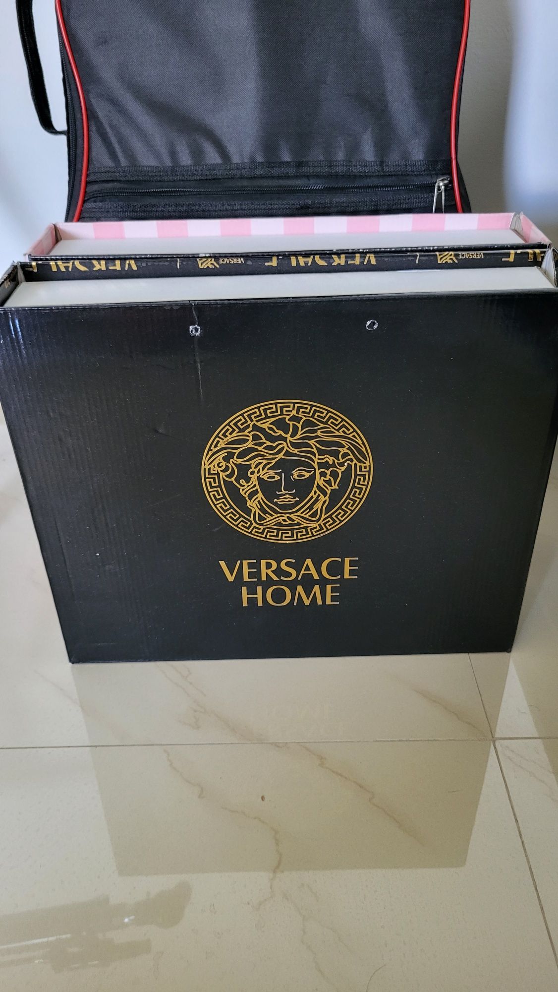 Set cadou prosoape Versace