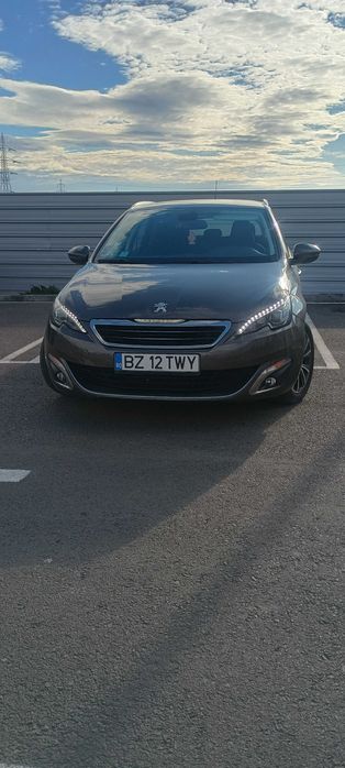 Peugeot 308, 1.2 benzina, 130 cp.