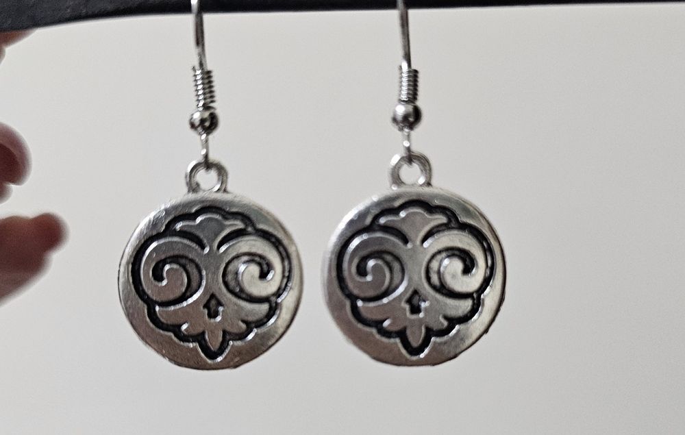 Украшения в национальном стиле