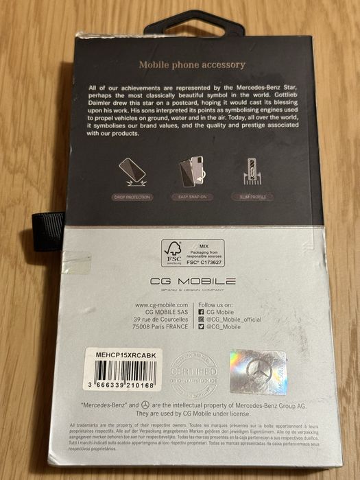 Карбонов кейс Mercedes iPhone 15 Pro Max Spigen