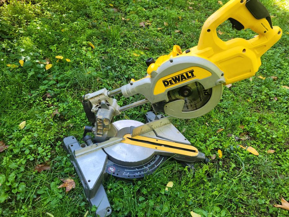 Пендула на БАТЕРИЯ 54в DeWALT DCS777 миксер на батерия, зелен лазарен