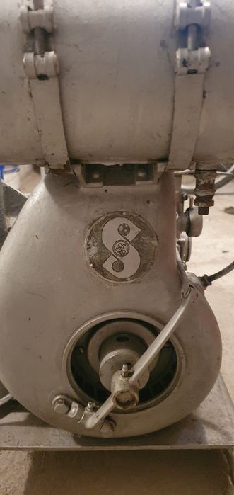 Generator vechii.