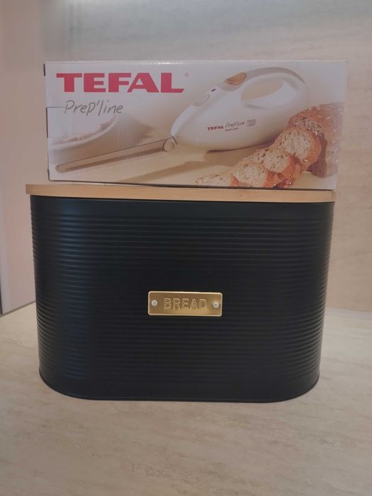 Електрически нож Tefal 8523.31 с елегантна кутия за хляб в комплект