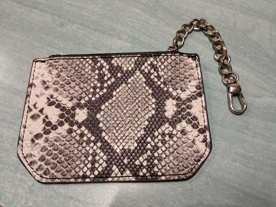 Оригинално дамско портмоне от Индонезия от естествена кожа