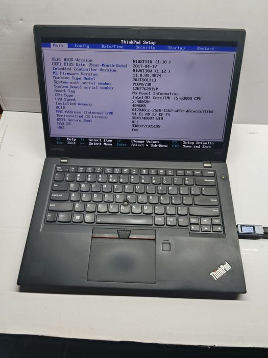 Laptop Lenovo T460S,T470s i5-6300u,4gb RAM ,ssd 128 GB