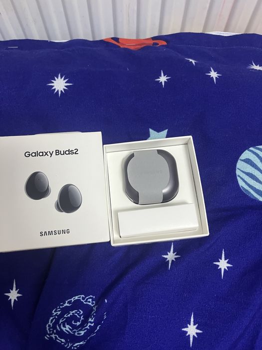 Samsug galaxy buds2