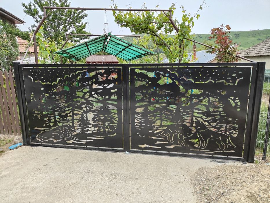 Porți,garduri,balustrade din tablă decupată pe cnc