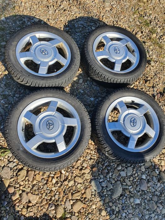 Roti  iarna Toyota Yaris 175 60 15 4x100