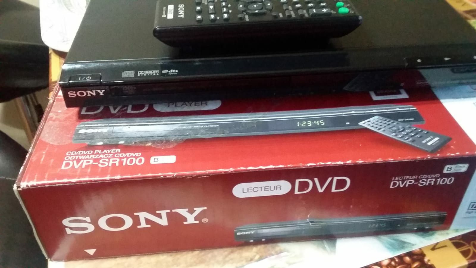 Sisteme DVD şi colecţie filme DVD-uri
