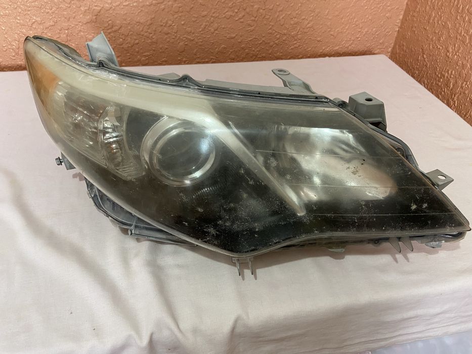 Фар от Toyota camry 50se