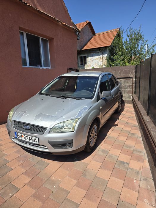 Ford Focus 2 1.6 Benzină