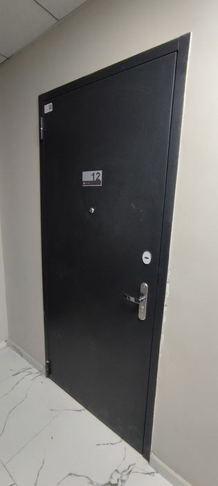 Металлическая входная дверь