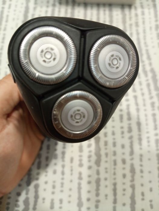 Машинка за бръснене Филипс серия 3000